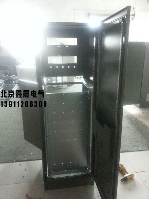 1617939732292546.jpg 配電柜8。3.jpg