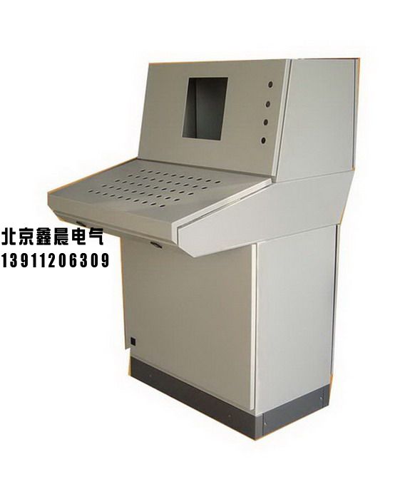 1617949958111038.jpg XC-7操作臺(tái)。1.jpg